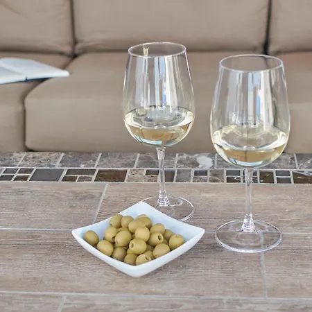Vino, Altos - Heated Pool, Ac, Panorama Sea Views Vila *