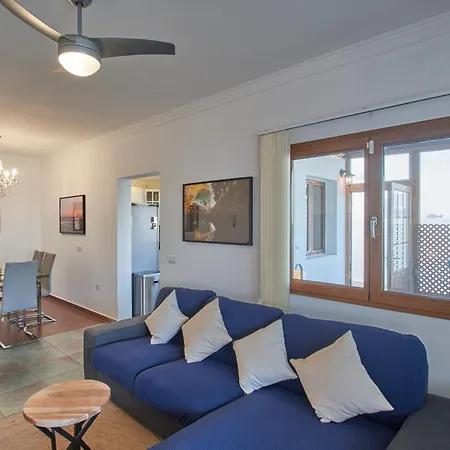 Vino, Altos - Heated Pool, Ac, Panorama Sea Views Playa Blanca (Lanzarote)